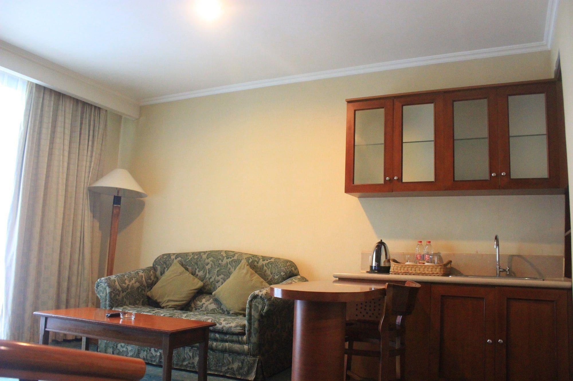 Grand Arkenso Park View Hotell Semarang Eksteriør bilde