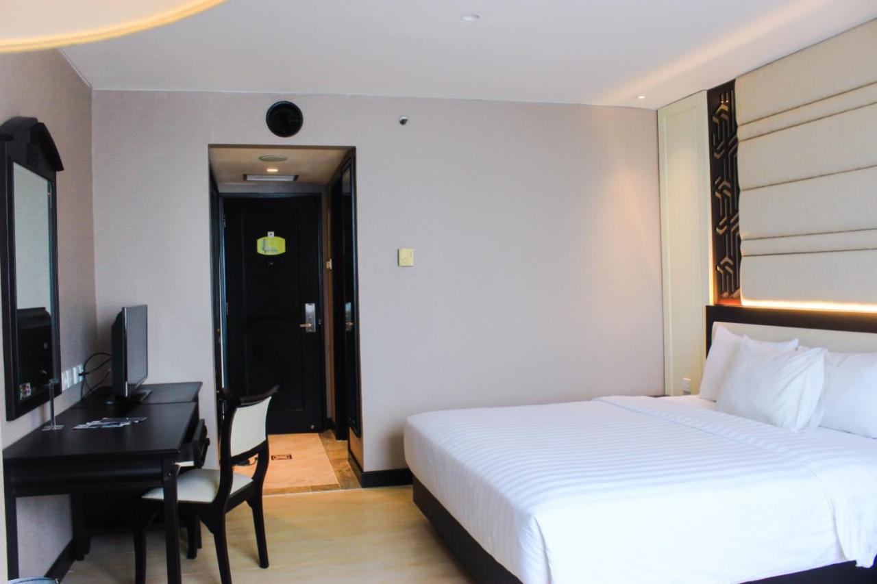 Grand Arkenso Park View Hotell Semarang Eksteriør bilde