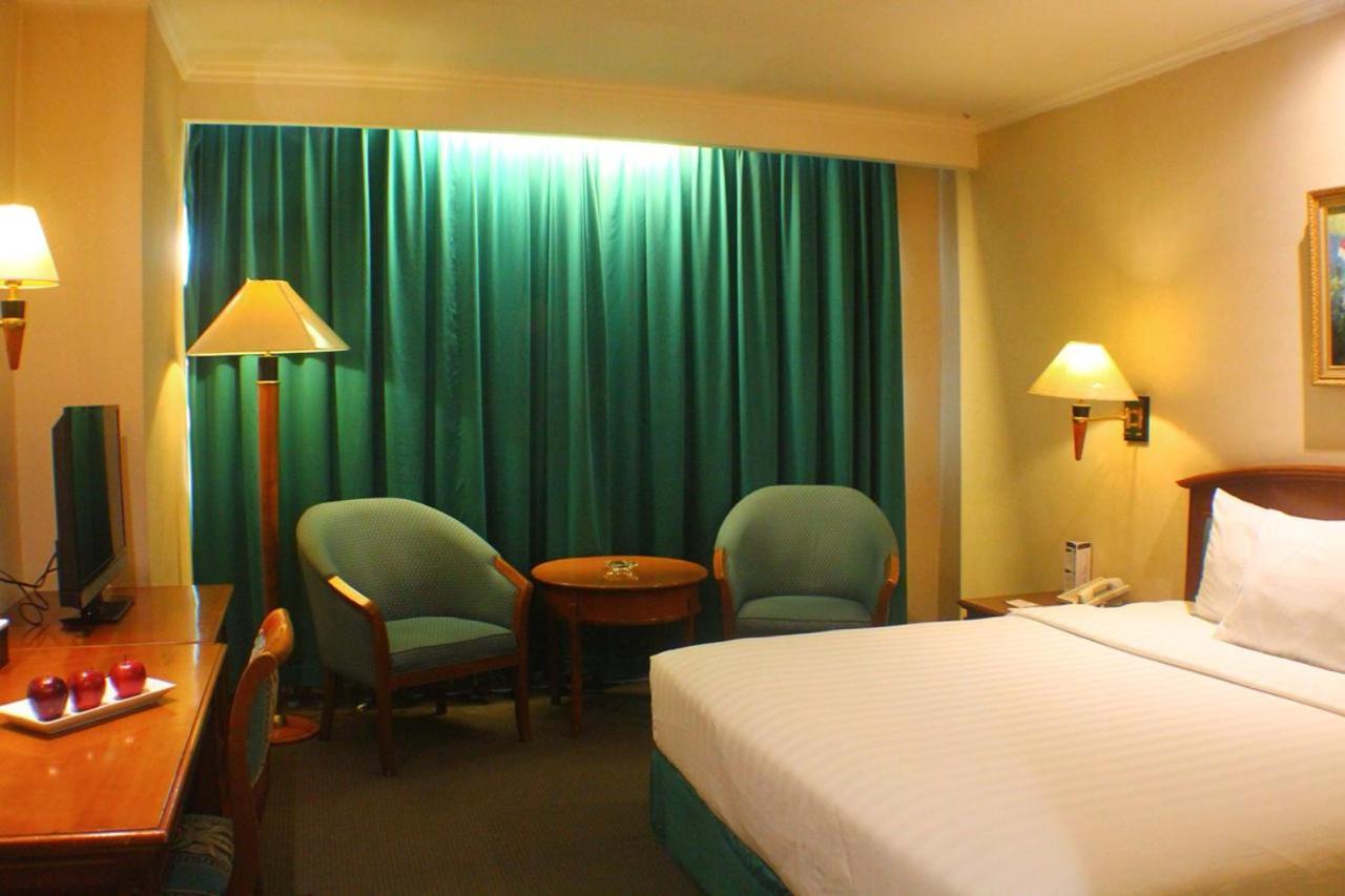 Grand Arkenso Park View Hotell Semarang Eksteriør bilde