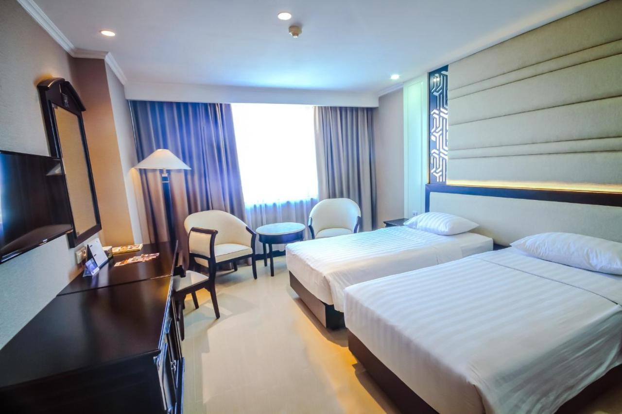Grand Arkenso Park View Hotell Semarang Eksteriør bilde