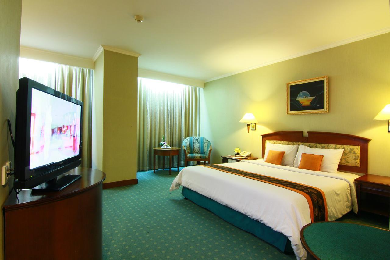 Grand Arkenso Park View Hotell Semarang Eksteriør bilde