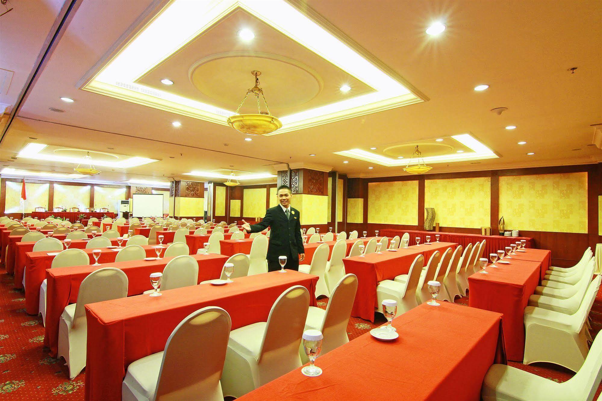 Grand Arkenso Park View Hotell Semarang Eksteriør bilde