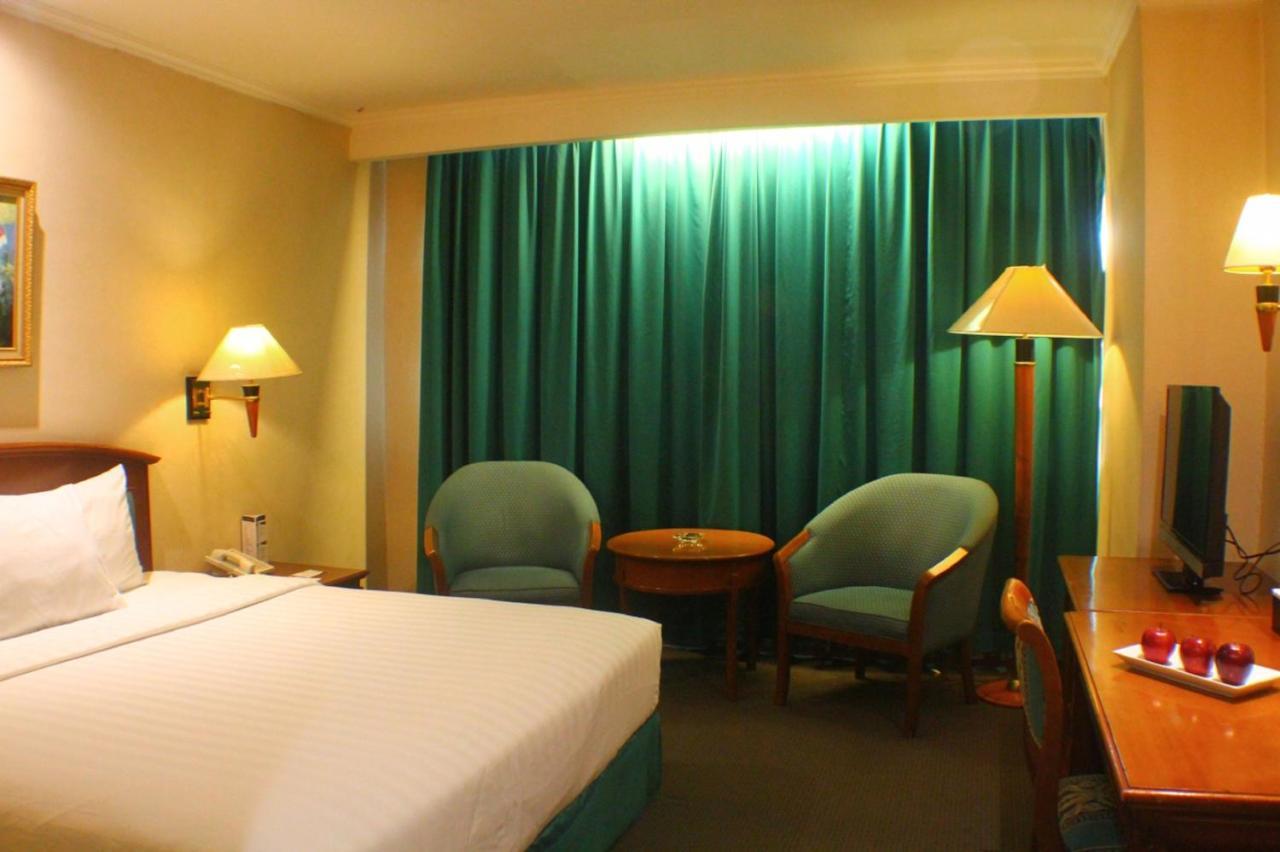 Grand Arkenso Park View Hotell Semarang Eksteriør bilde