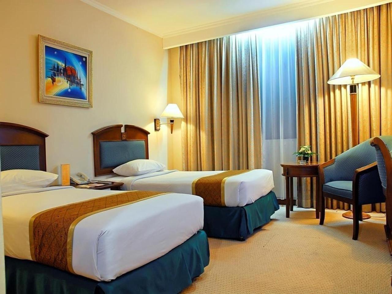 Grand Arkenso Park View Hotell Semarang Eksteriør bilde
